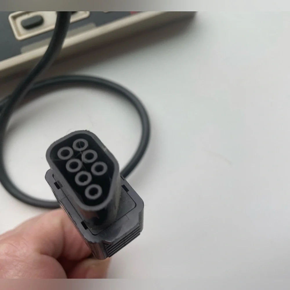 1 original Nintendo remote